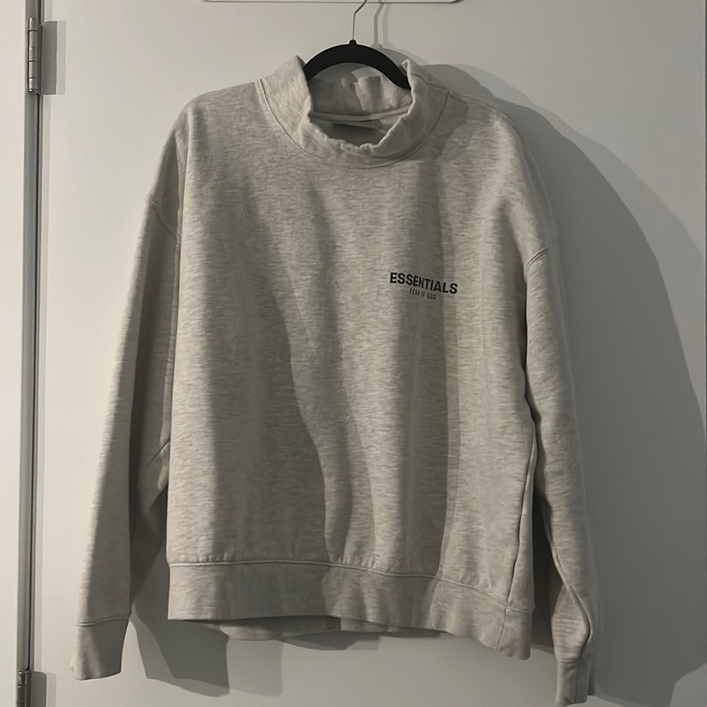 Fear of God Essentials Mockneck sweatshirt